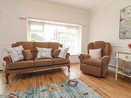 14 Berwick Road