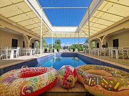 Hotel Oasis Villa