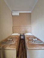 Hotel Oasis Villa