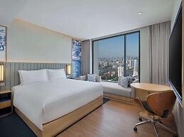Hilton Garden Inn Bangkok Riverside