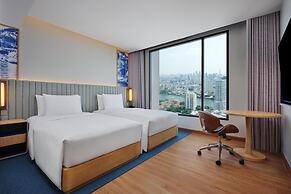 Hilton Garden Inn Bangkok Riverside