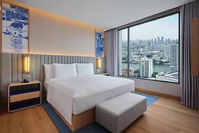 Hilton Garden Inn Bangkok Riverside