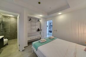 BlueNook Suites