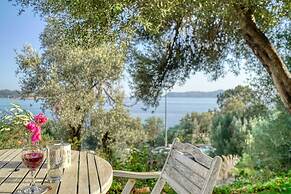 BlueNook Suites