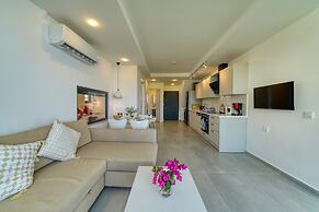 BlueNook Suites