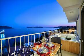 BlueNook Suites