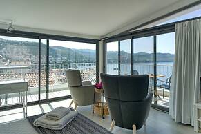 BlueNook Suites
