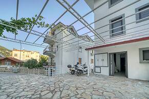BlueNook Suites