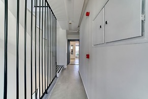 BlueNook Suites