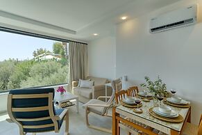 BlueNook Suites