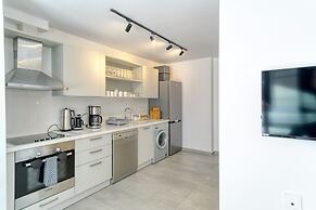 BlueNook Suites