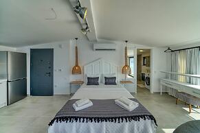 BlueNook Suites