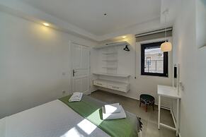 BlueNook Suites