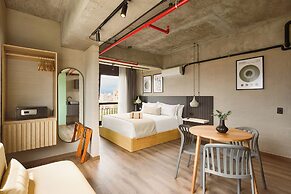 Urbit Social Lofts