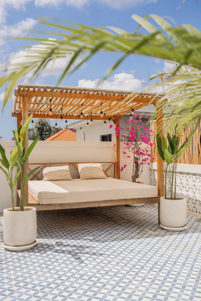 Bloom Umalas Villa by Betterplace