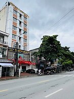 Peaceful Mountain Hotel