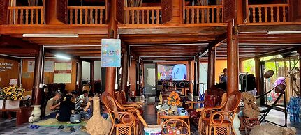 Peaceful Mountain Hotel