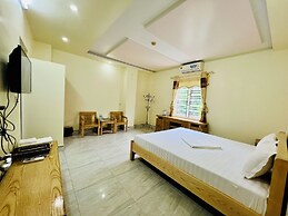 Peaceful Mountain Hotel