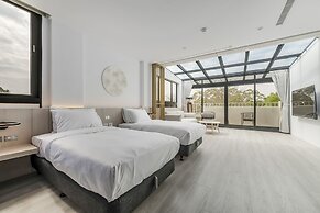 MODA & the MOON