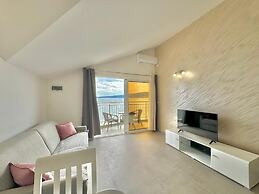 Seaside apartments Zlokovic