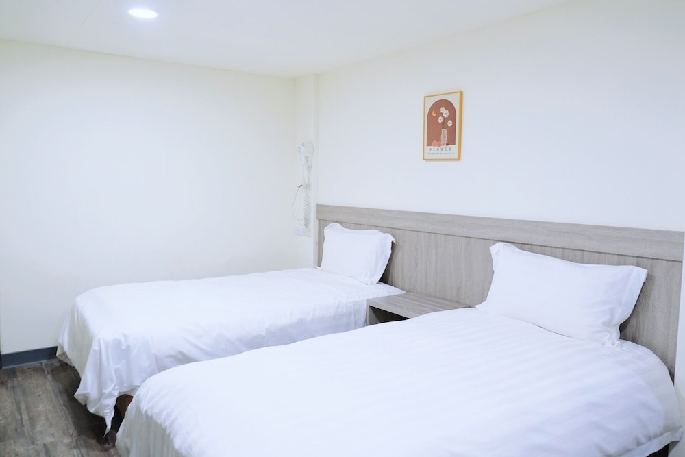 Yoai Mountain Roam Hotel