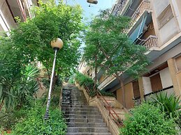 Retro Stay Athens