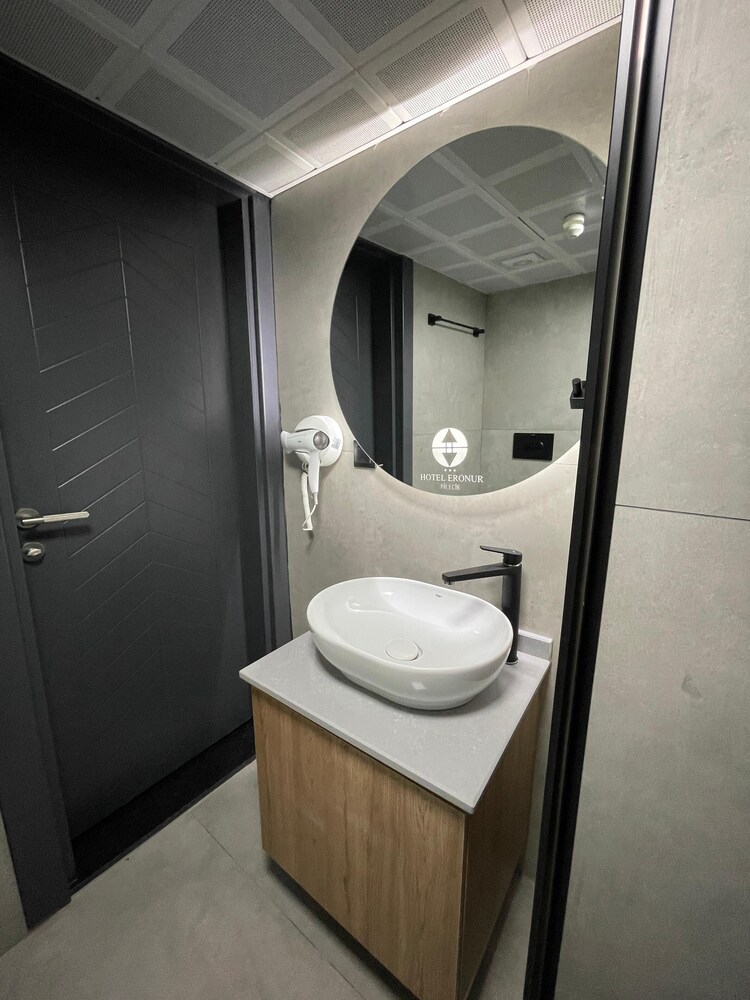Hotel Eronur