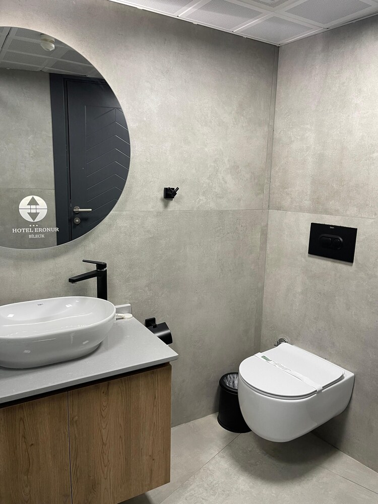 Hotel Eronur