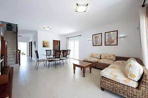 Villa Cordyline