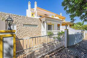 Villa Cordyline