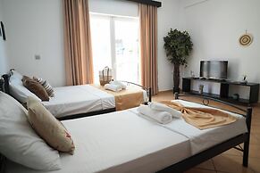 Saranda Waterside Apartments