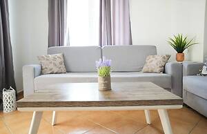 Saranda Waterside Apartments