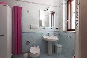 Villa Carmen With Garden And Pool
