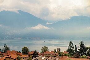 Menaggio Suites