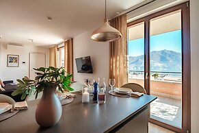 Menaggio Suites