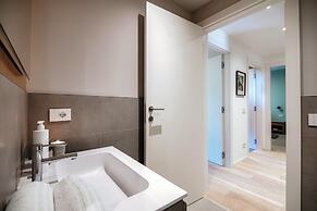 Menaggio Suites