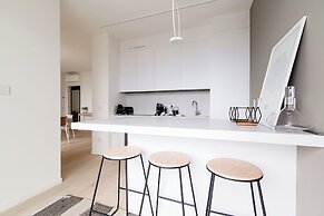 Menaggio Suites