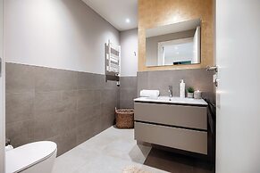 Menaggio Suites
