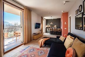 Menaggio Suites