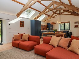 3 Caddaford Barns