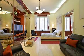 Ultra central apartment at Synagogue