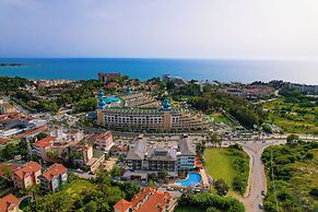 Adella Side Hotel