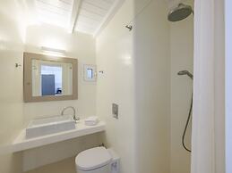 Baybees Sea View Residence