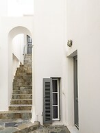 Baybees Sea View Residence