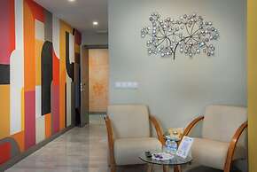 Molucano Themed Rooms