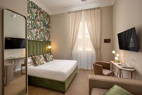 Porta Castello Suites