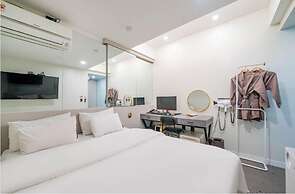Brown Dot Hotel Suwon Jeongja Branch