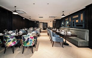 Luxe Paradise Premium Hotel