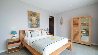 Villa Nikaia by Villa Finder