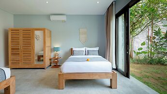 Villa Nikaia by Villa Finder